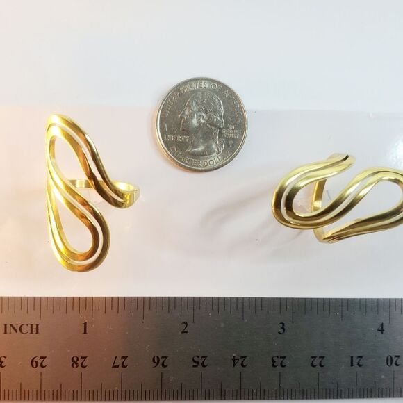 l8K Bright Yellow Gold "Double S" Titanium Ring - Picture 7 of 7